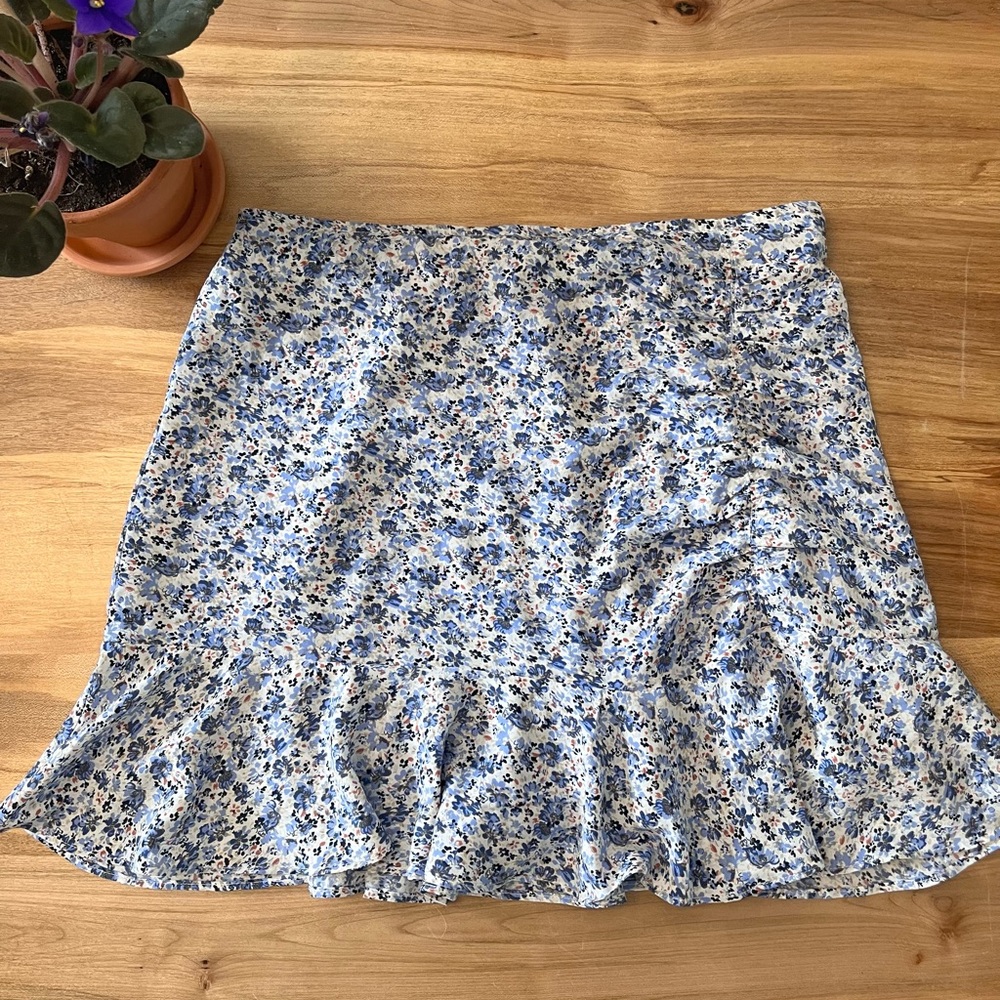 Abercrombie and Fitch floral skort